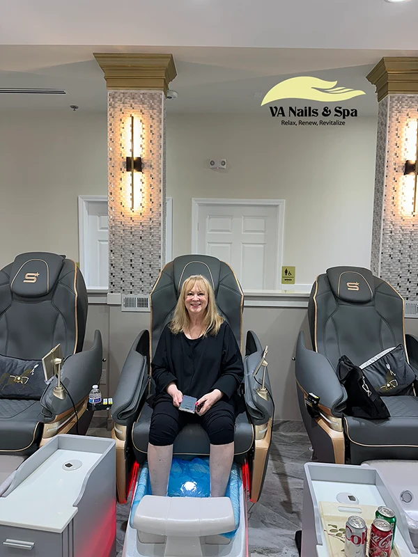 VA Nails Spa